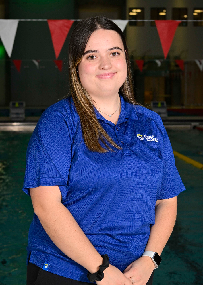 Mackenzie Fox - Coach